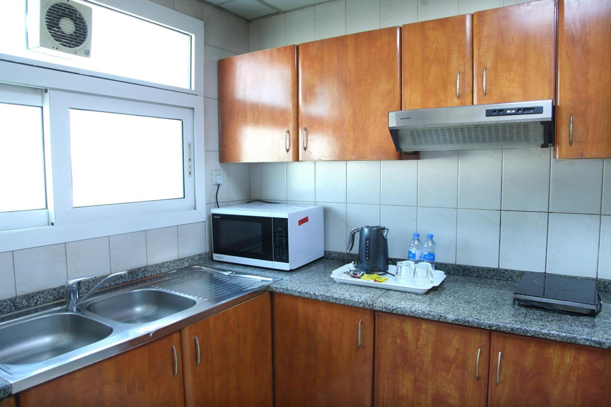 Ruwi Hotel Apartments, Schardscha Exterior foto