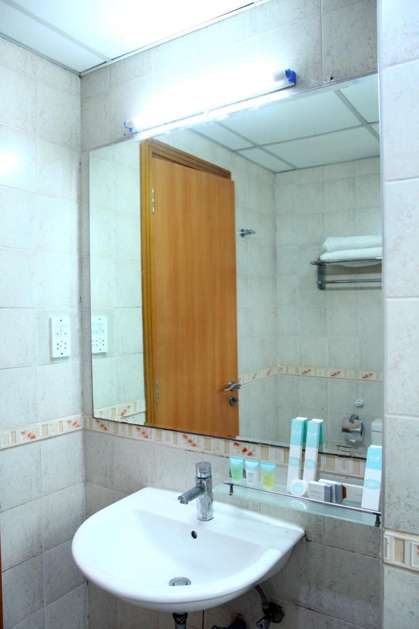 Ruwi Hotel Apartments, Schardscha Exterior foto